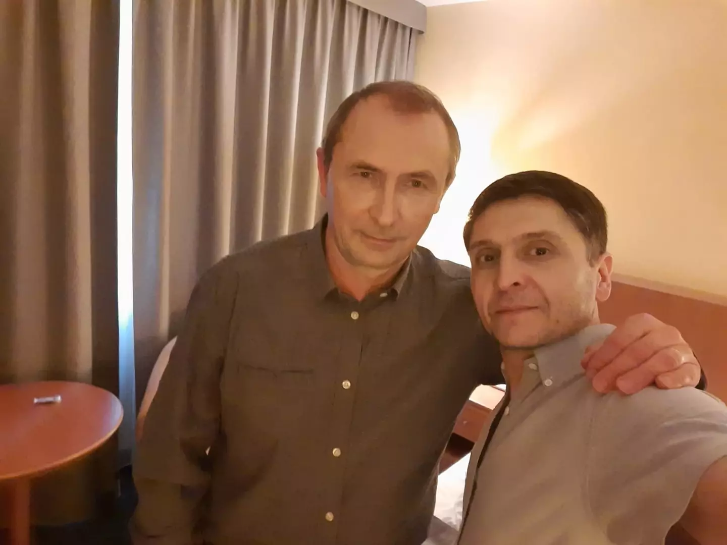 Putin and Zelenskyy lookalikes in Poland (Howard X/Facebook)