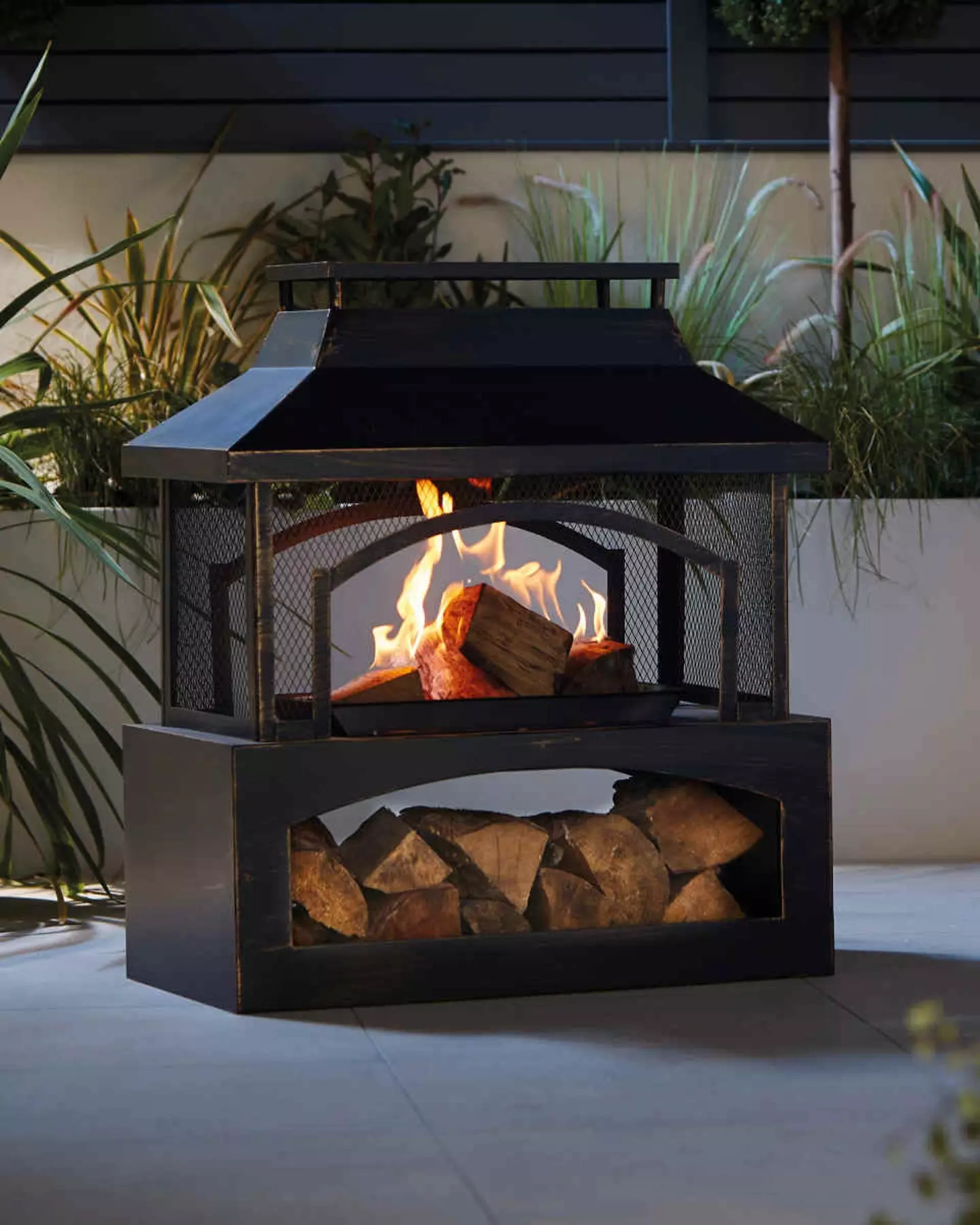 Aldi's bargain outdoor log burner is back, people (Aldi).