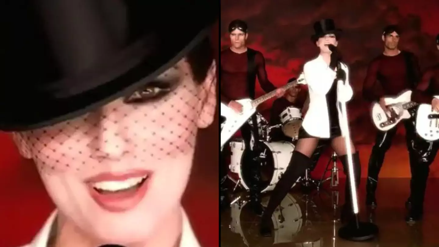 Shania Twain’s ‘Man! I Feel Like A Woman’ has been named the best karaoke song in the world