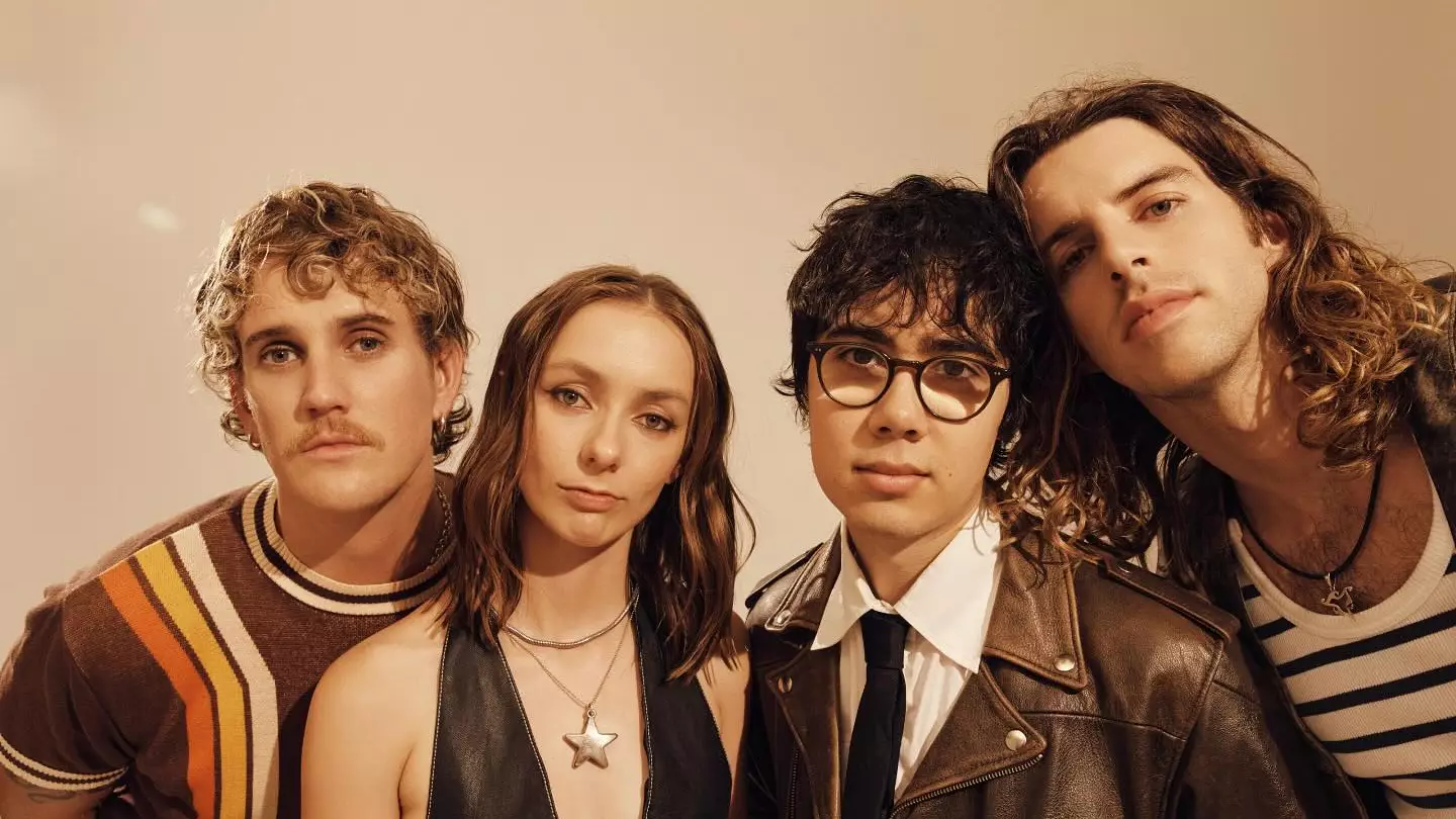 Instagram @spacey_jane