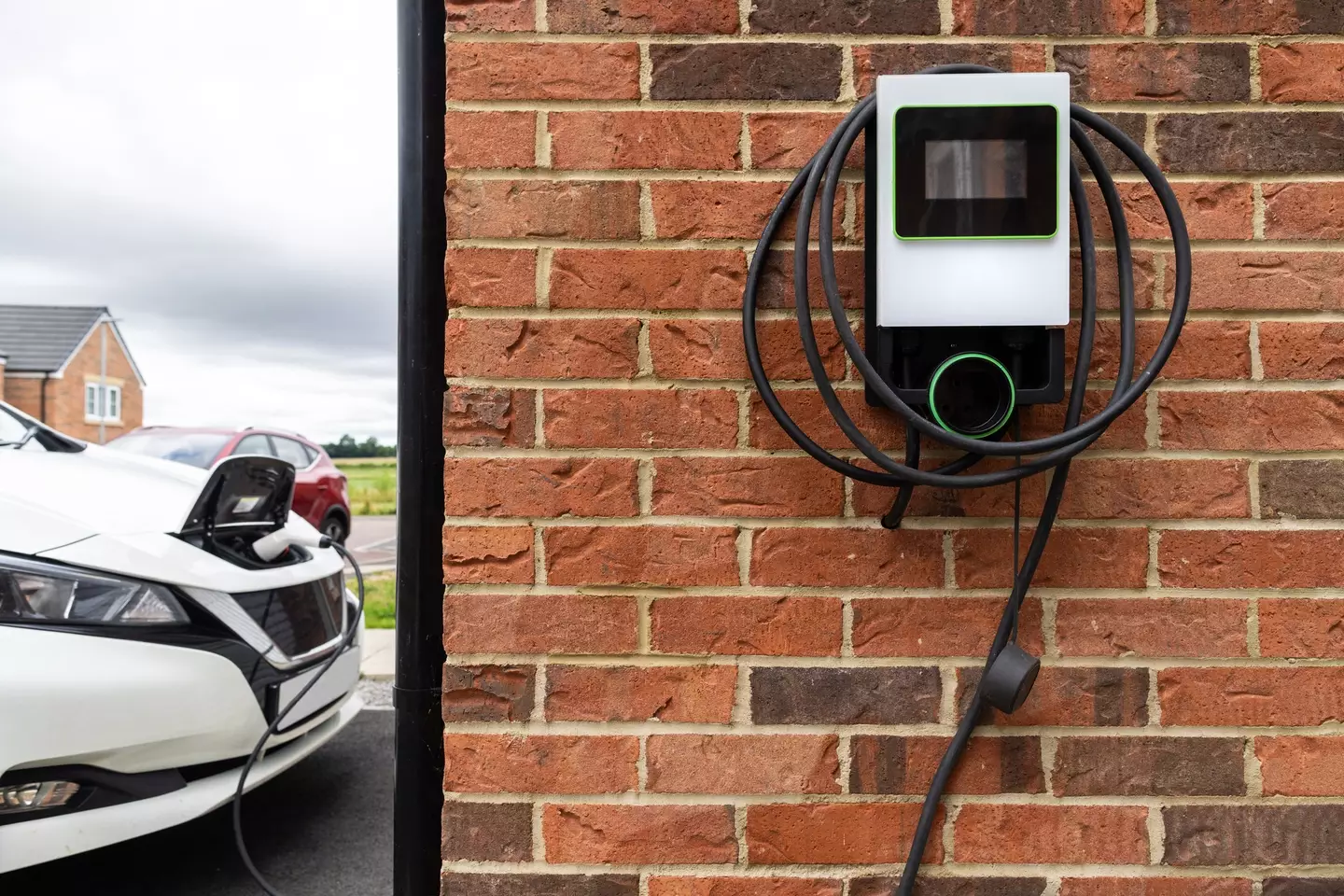 Planning permission is no longer needed for single EV chargers (Getty Stock Images)