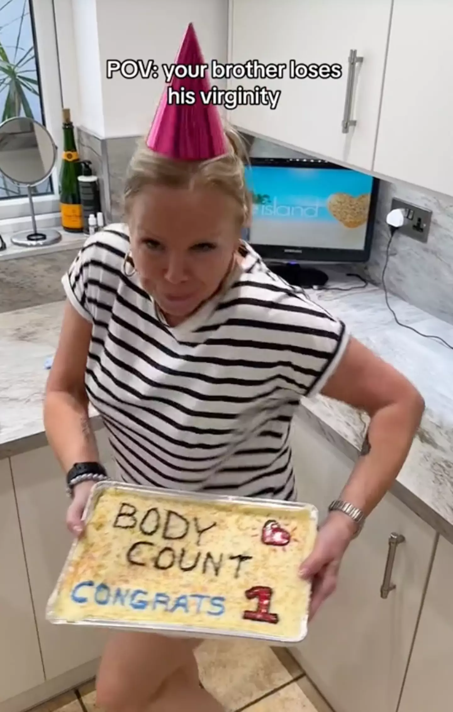 Even mum Lisa got involved in the shenanigans.