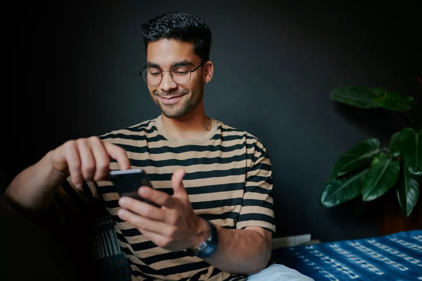 Blokes will now be able to message women first too (Getty stock image)