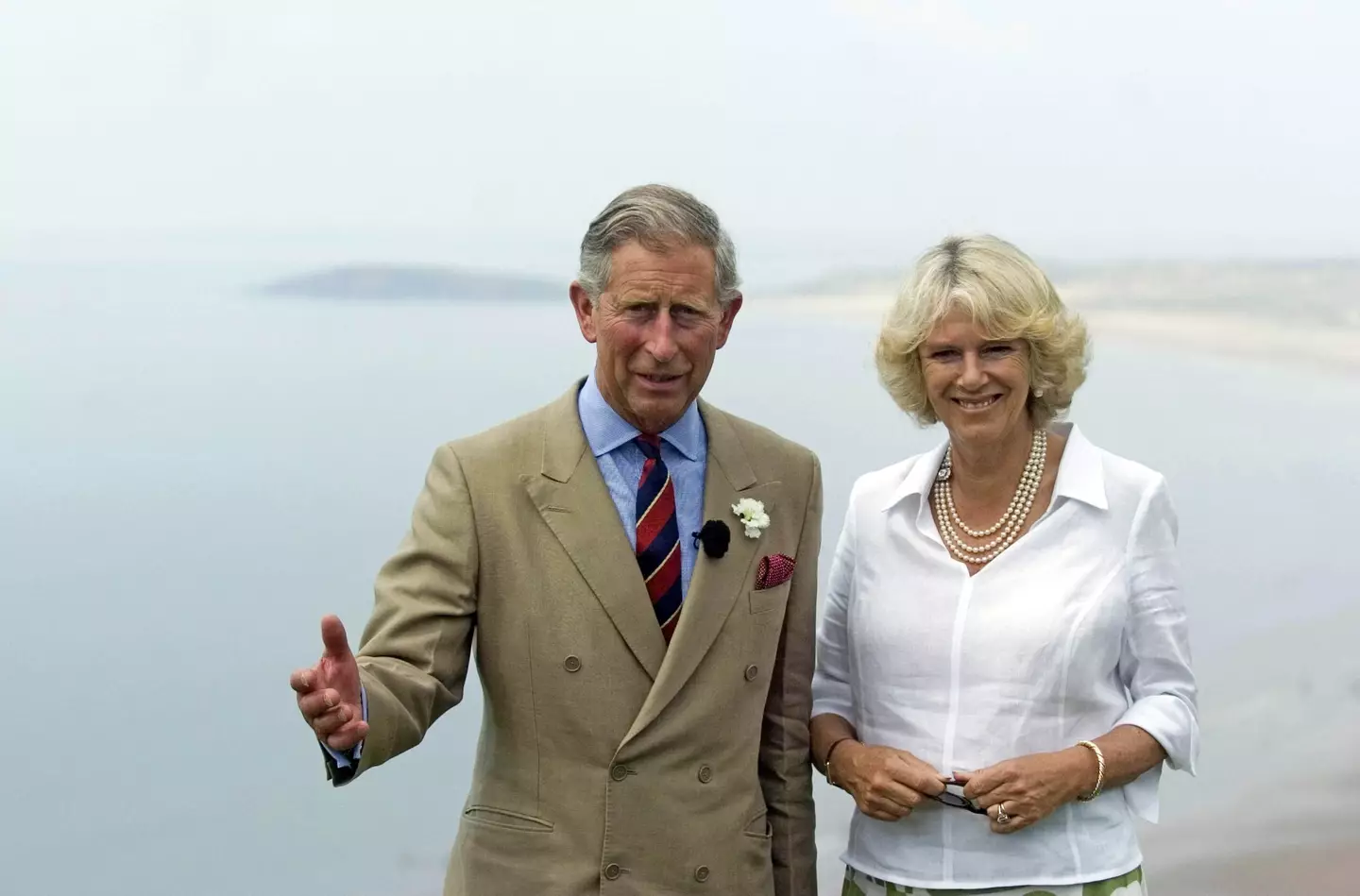 Simon claims the new monarch is his father.