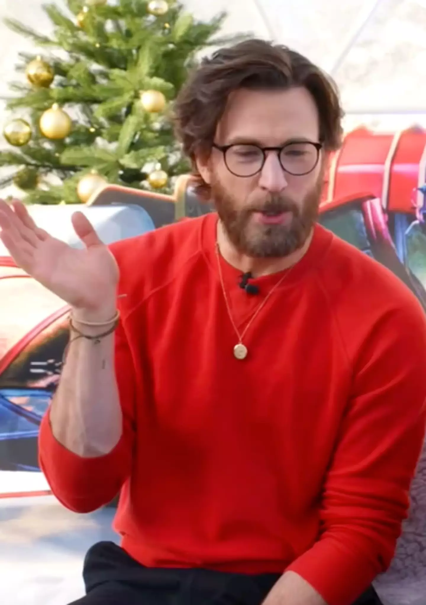 Chris Evans agreed with him (TikTok/@etalkctv)