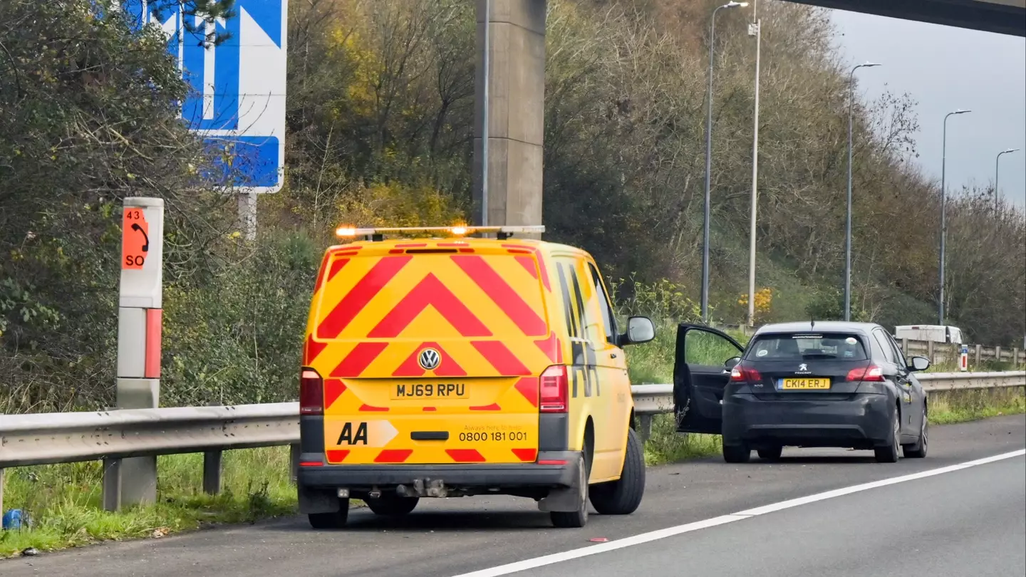 Brits discover little-known breakdown hack to get recovery twice as fast this winter