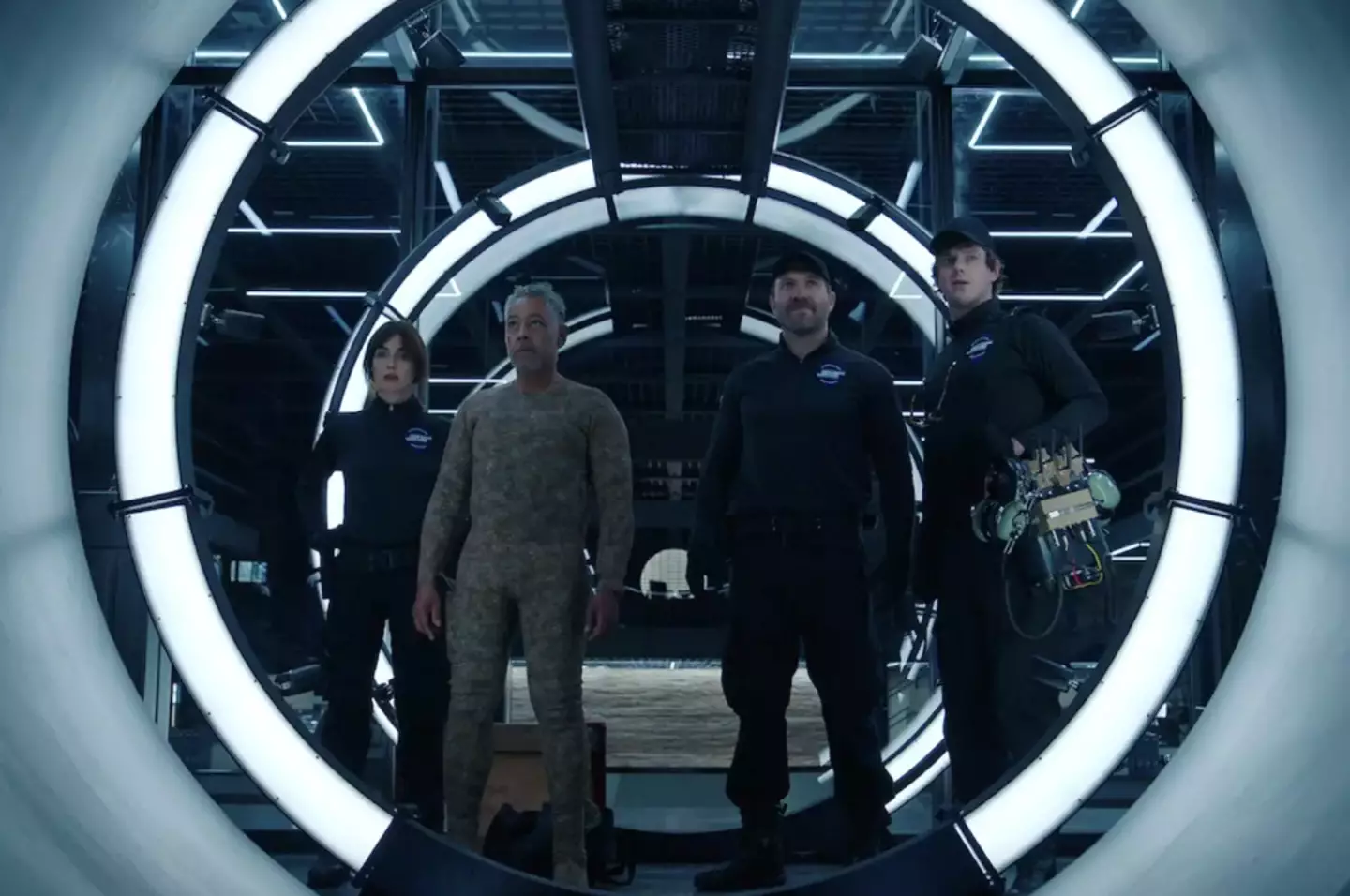 Kaleidoscope is all about a heist (Netflix)