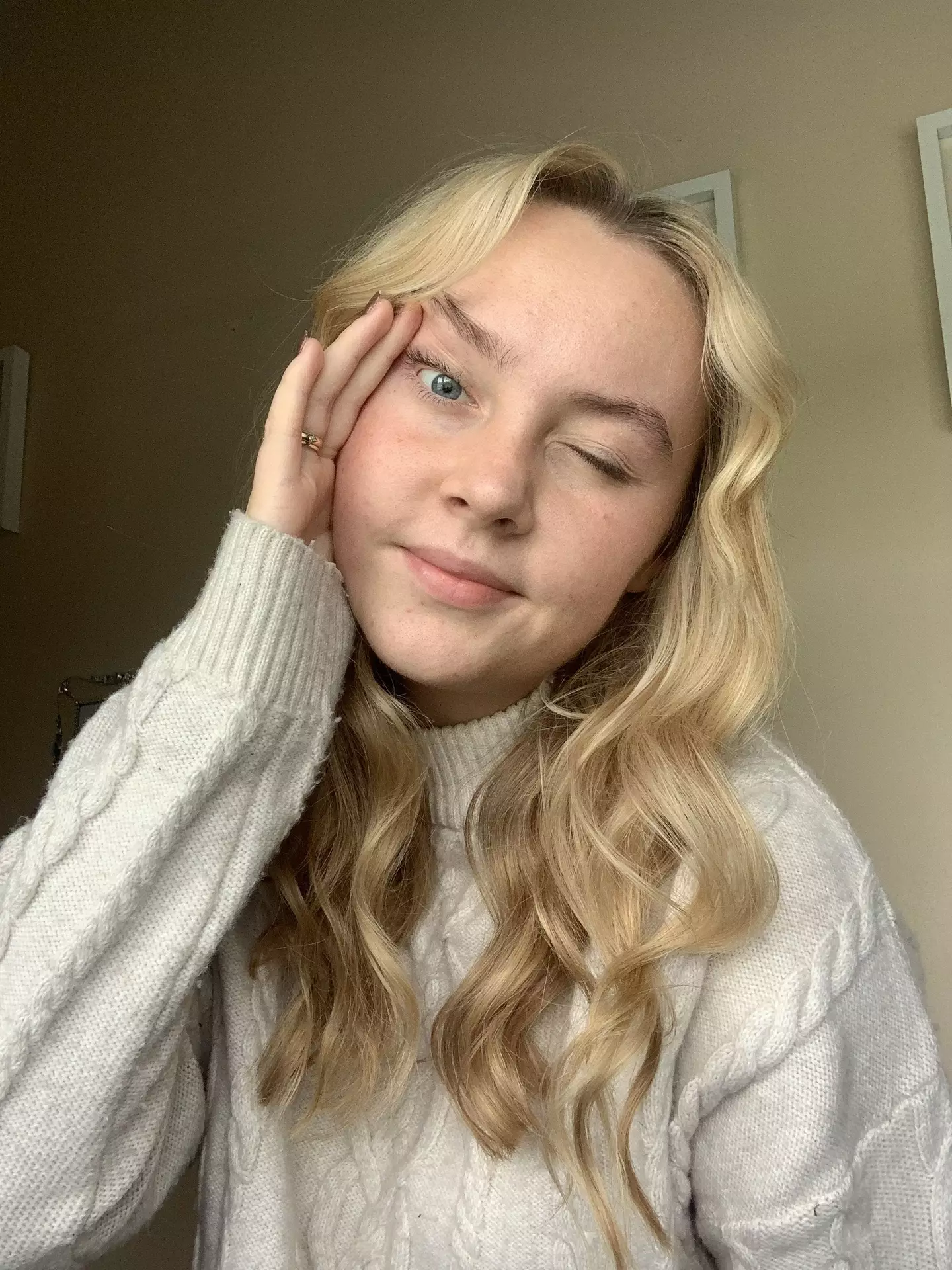 The 21-year-old married her partner in December 2024, fearing that she would not be able to see on her wedding day if she left it any later (Kennedy News and Media)