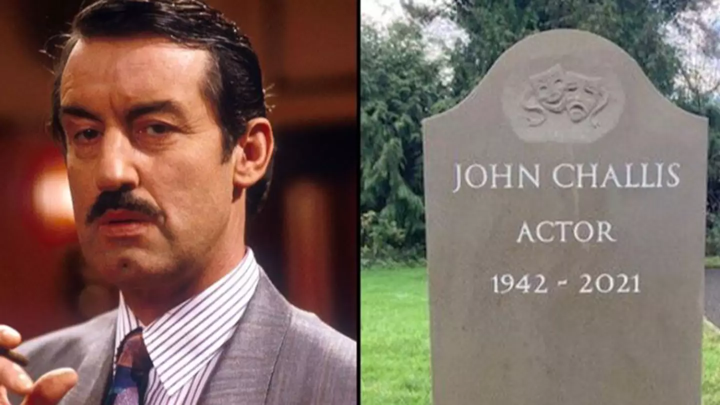A legendary Only Fools quote has been left on John Challis' headstone