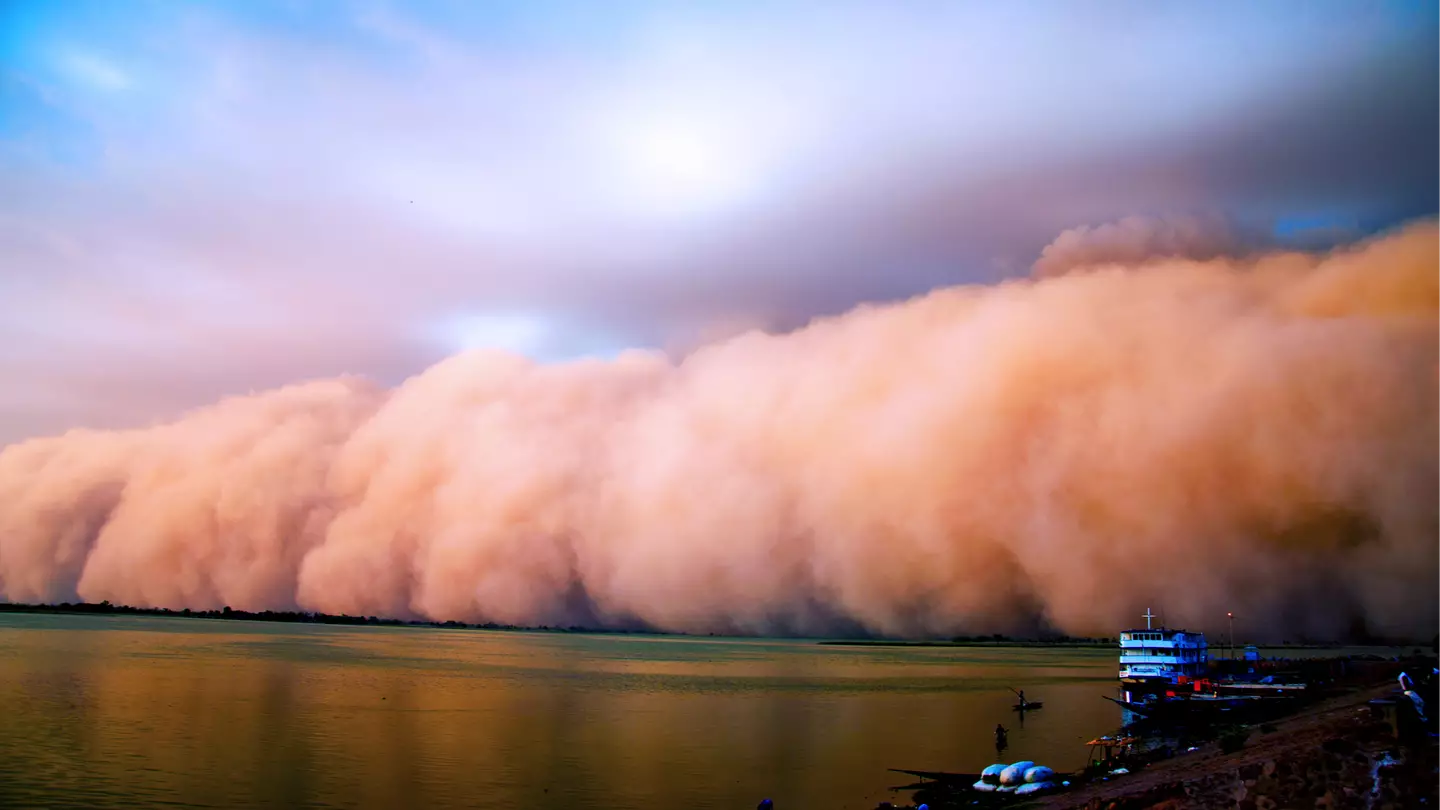 A dust storm the size of 48 US states is about to hit the east coast of the country this week