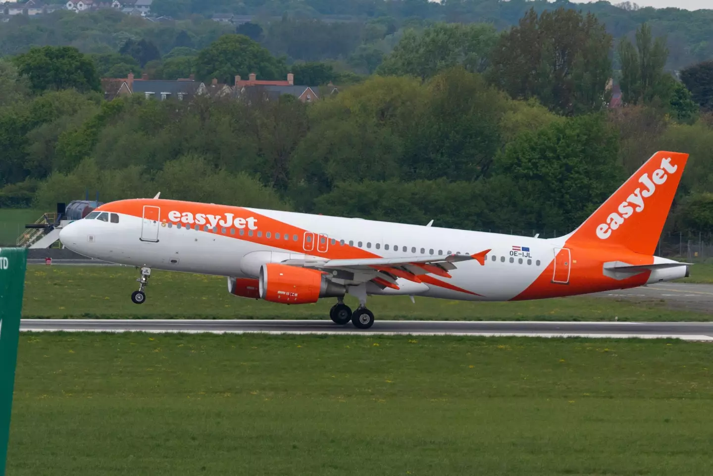 Hundreds of EasyJet flights have been delayed or cancelled due to a technical issue.