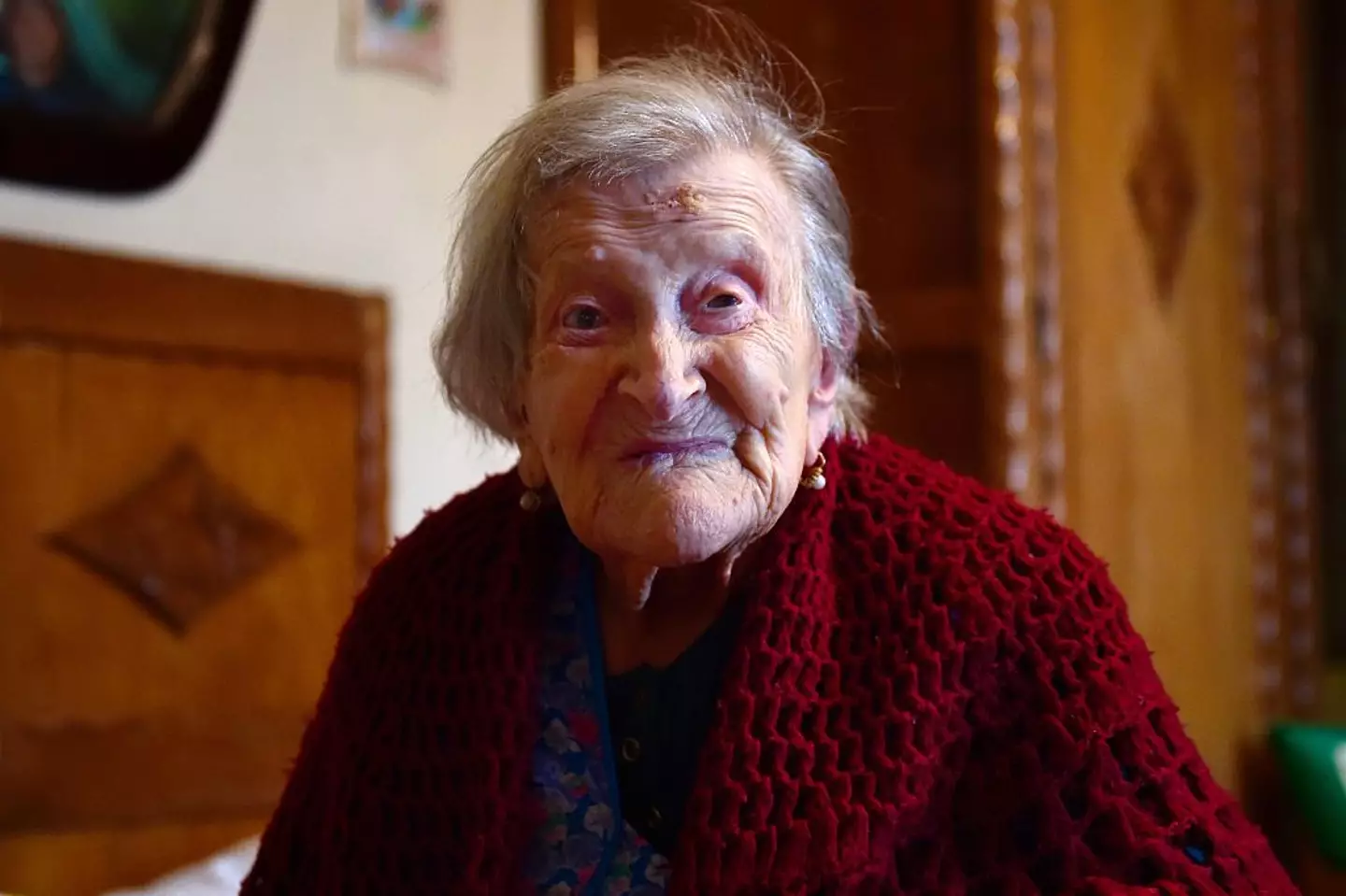 Emma overcame a lot in her long life. (OLIVIER MORIN/AFP via Getty Images)