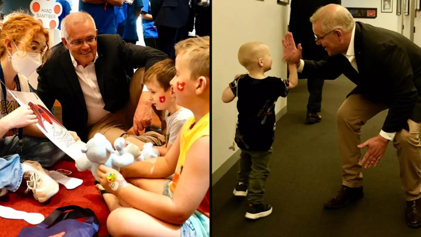 Scott Morrison Slammed For Visiting Victorian Children’s Hospital Without Wearing A Face Mask