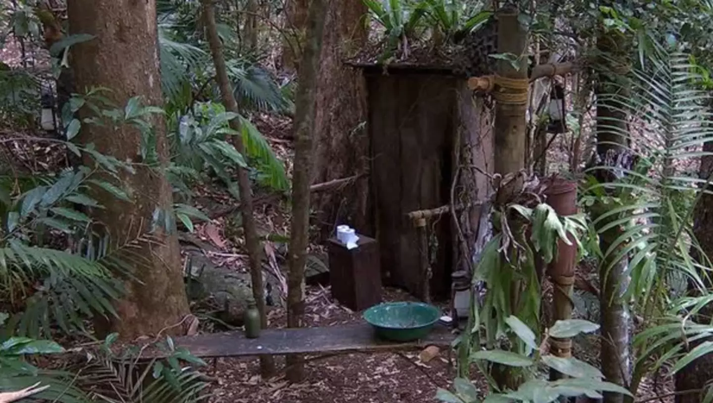 Campmates have spoken about what it's like to empty the dunny (ITV)
