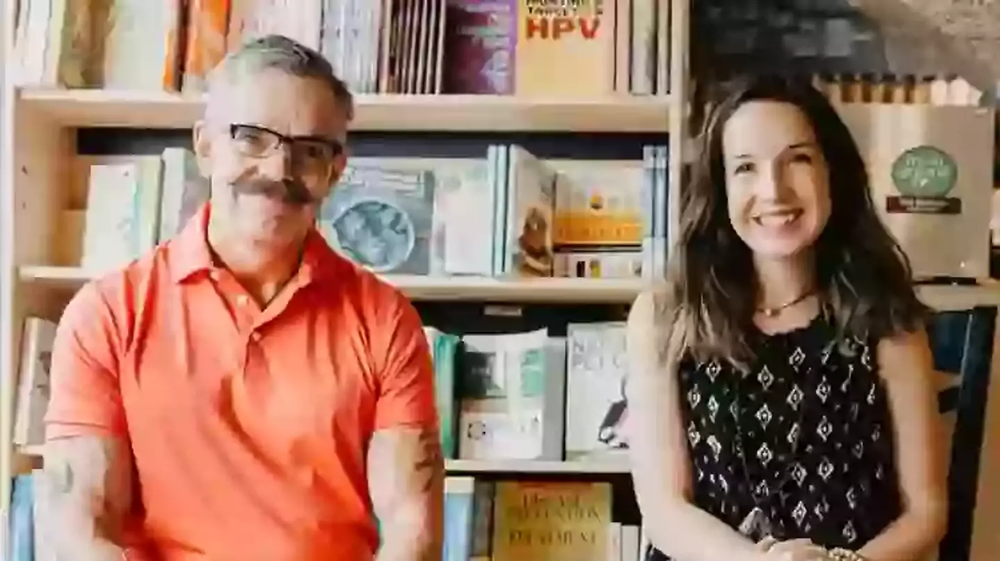 Ed Jones (left) reckons if you can hold three-quarters your body weight for a minute you'll live a long time (Nutrition World)