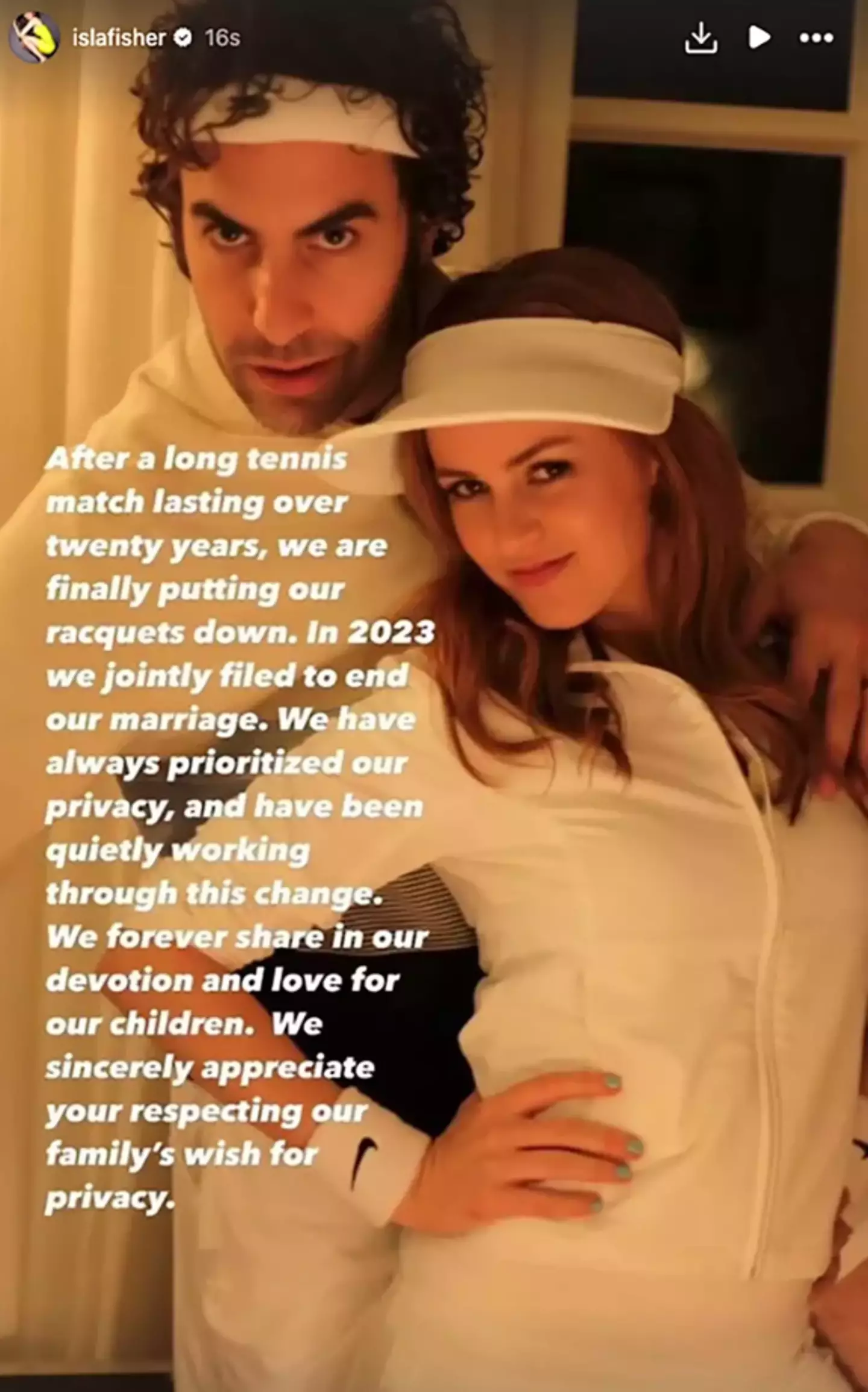 Isla Fisher and Sacha Baron Cohen announced their split last year (Instagram/@islafisher)