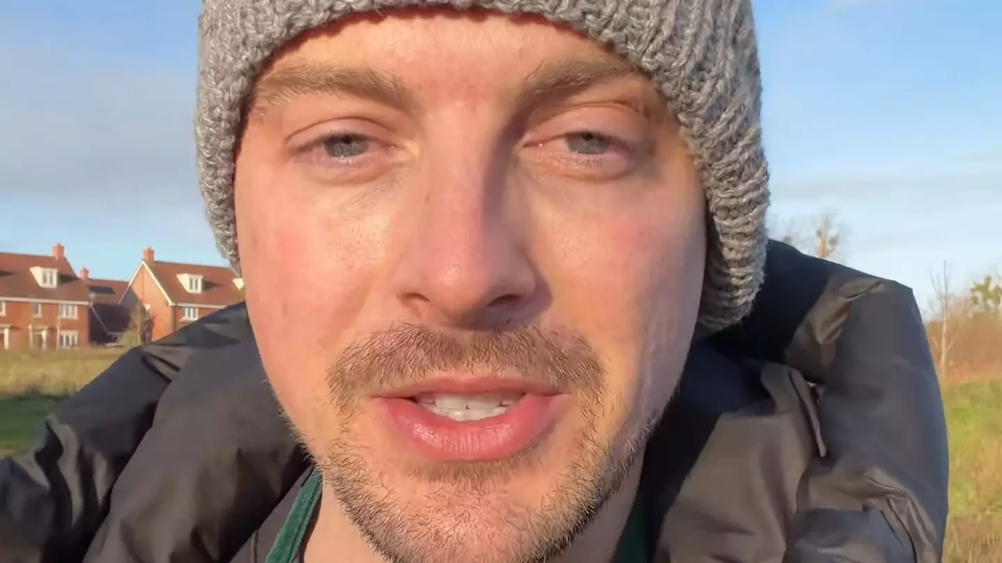 Instagram/@dralexgeorge