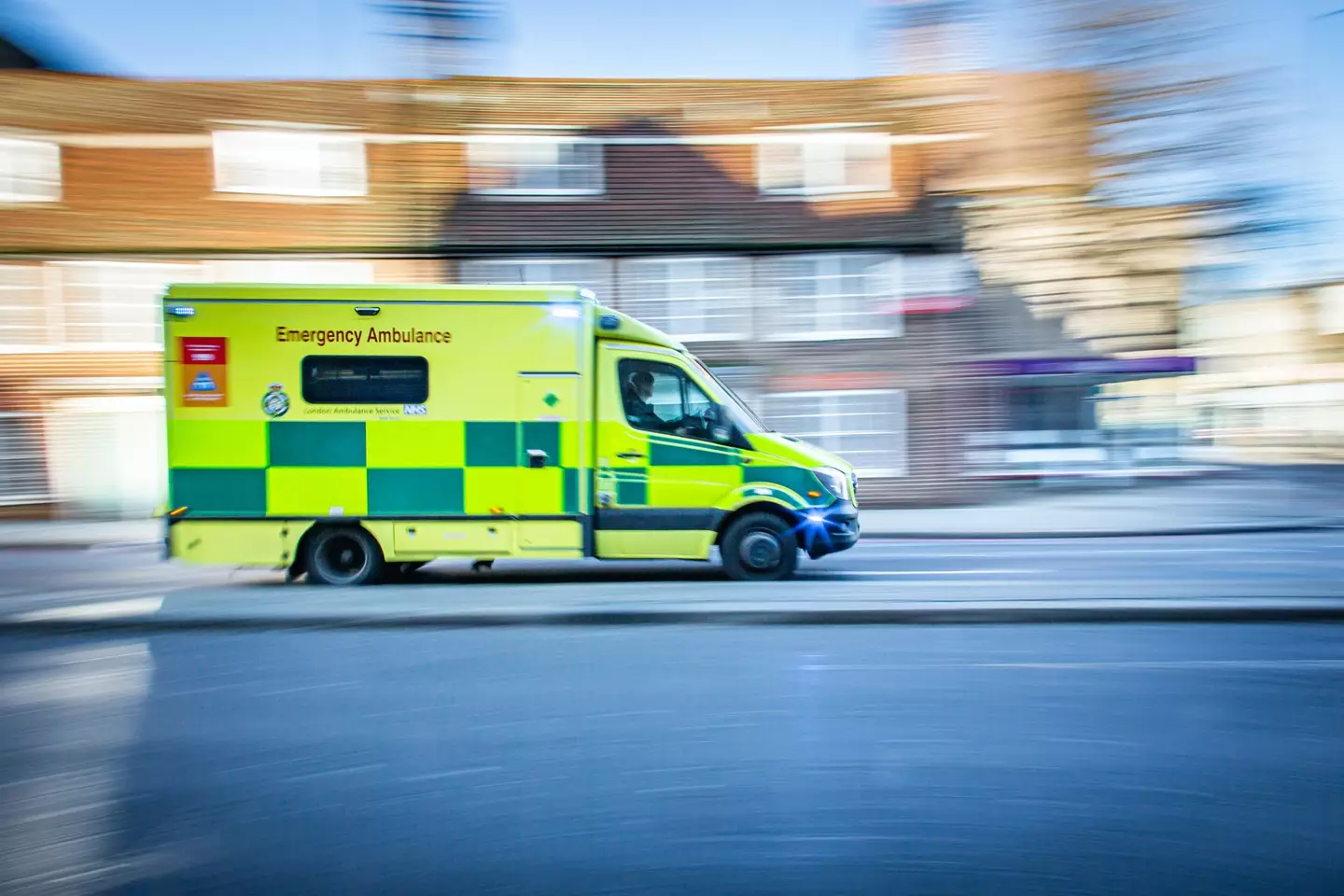 Motorists who move out of the way of an ambulance incorrectly could be fined £1,000. (