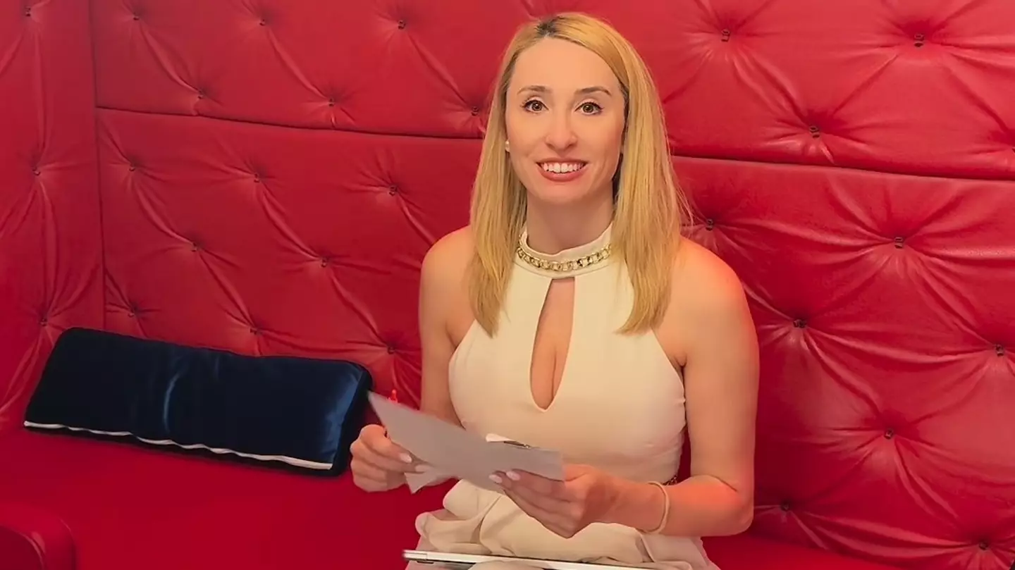 Instagram/@catherine_de_noire