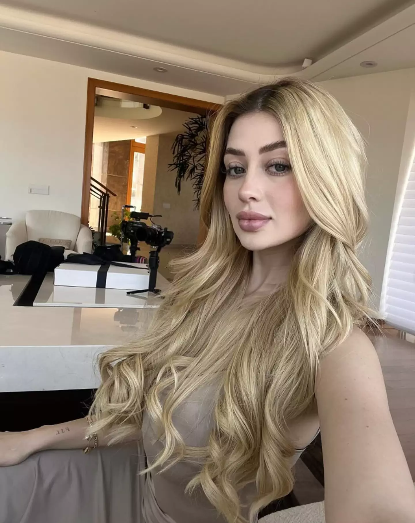 The influencer was shot dead on livestream (Instagram/@v___marquez)