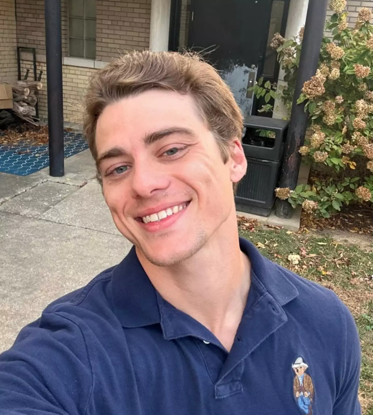 He worked in the porn industry for more than a decade (@lanevrogers/Instagram)