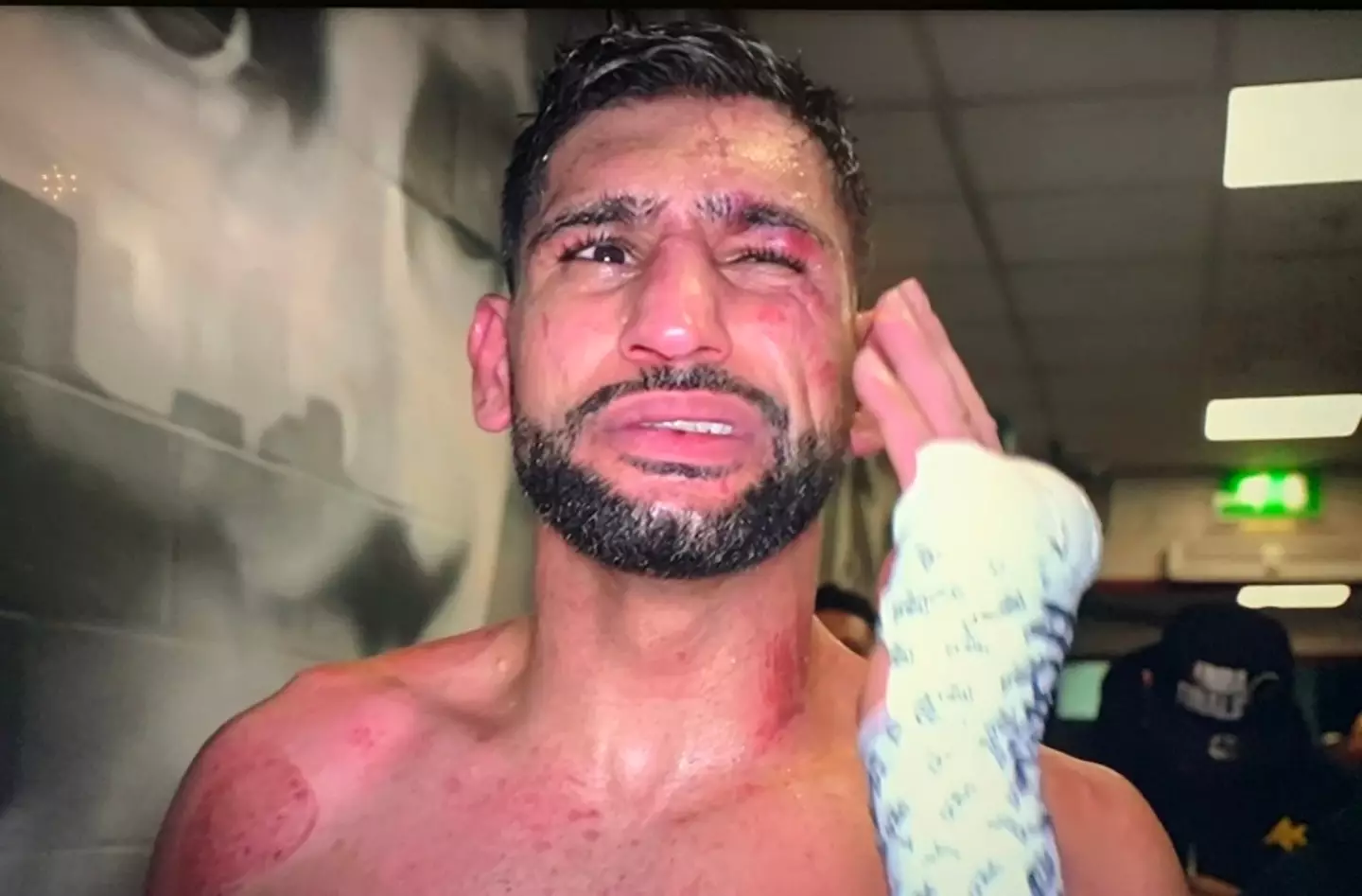 Khan was comprehensively beaten.