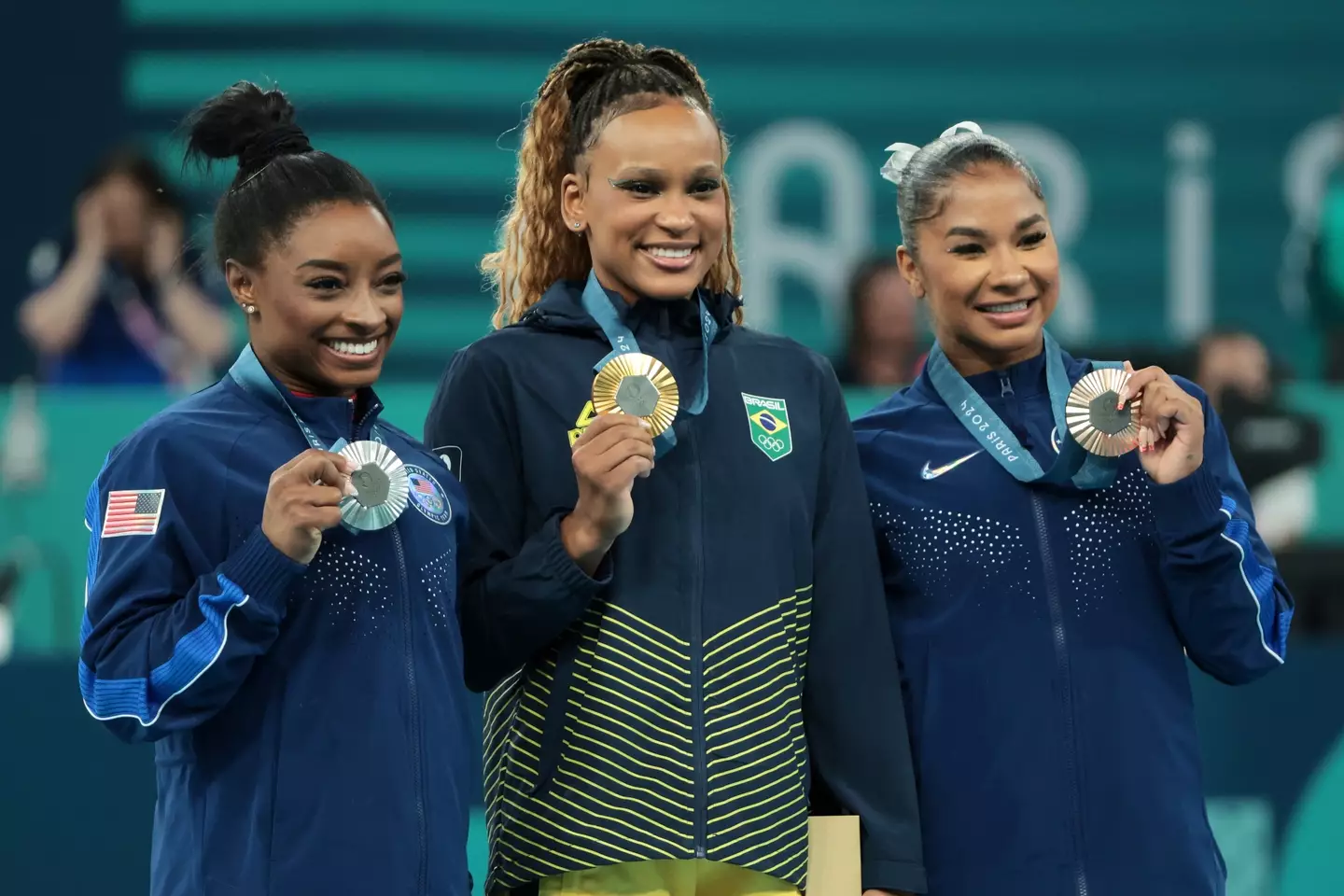 Girls supporting girls, we love to see it. (Jean Catuffe/Getty Images)