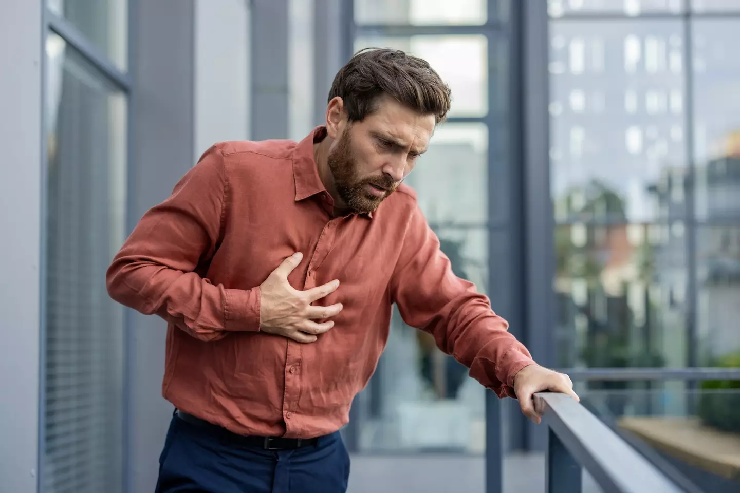 Shortness of breath is a sign of heart failure (Getty Stock Images)