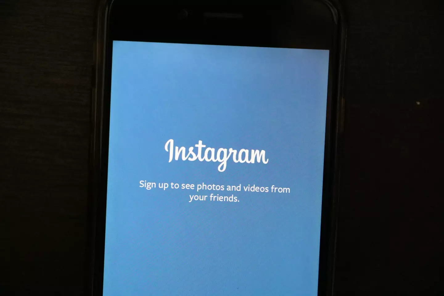 Instagram seems to have resolved the issue with an app update.