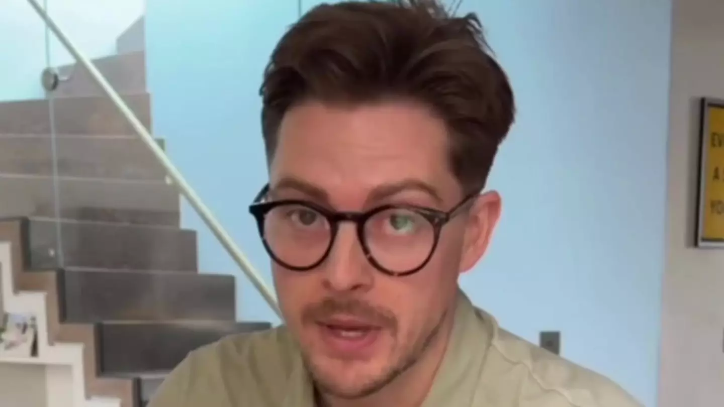 TikTok/@dralexgeorge