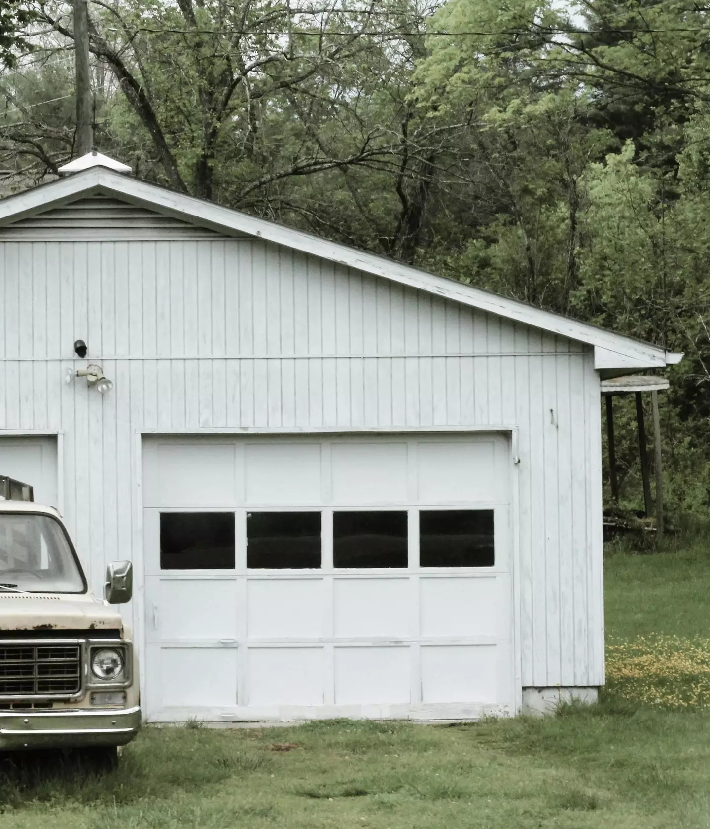 The medical team were able to identify the bodies as a woman and her two sons.