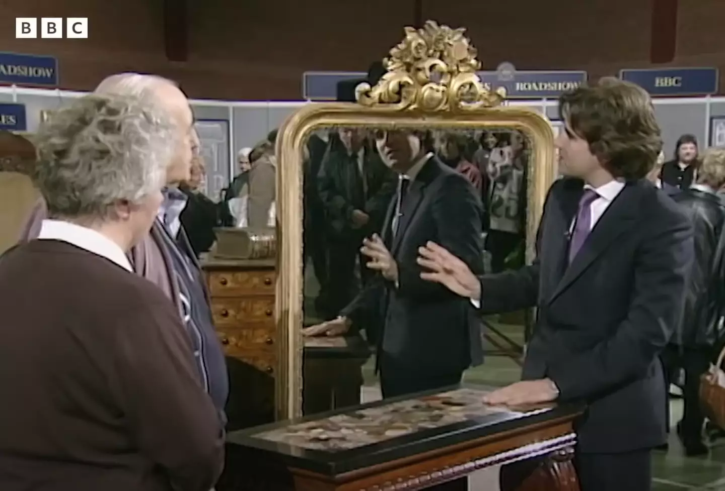 The show sees experts giving valuation (BBC)