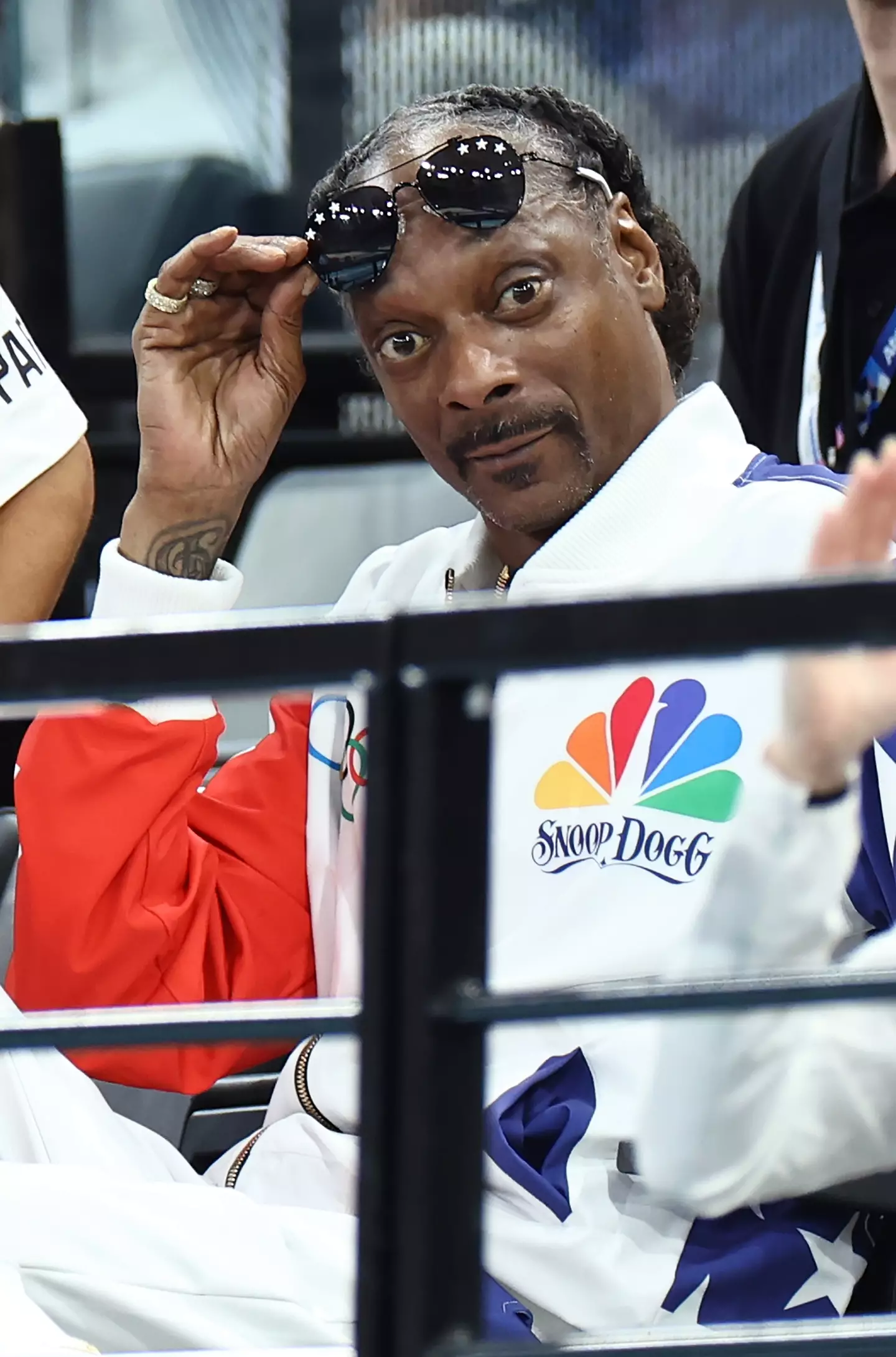 Oh yes, the glasses came off. (Arturo Holmes/Getty Images)