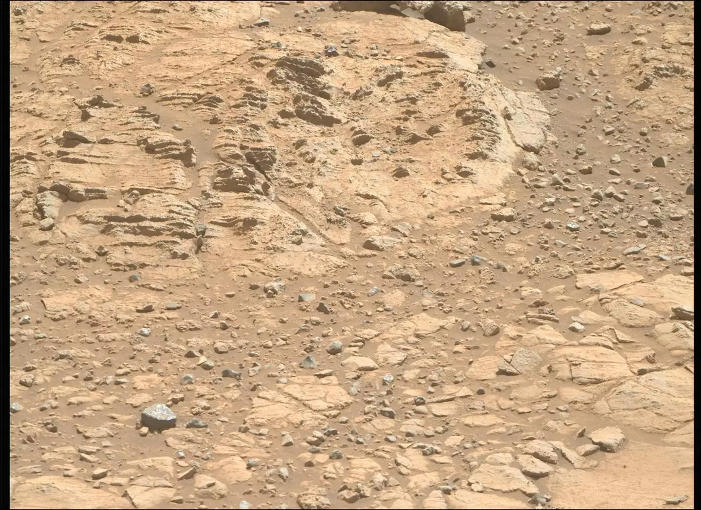 Mars' surface (NASA/JPL-Caltech/ASU)