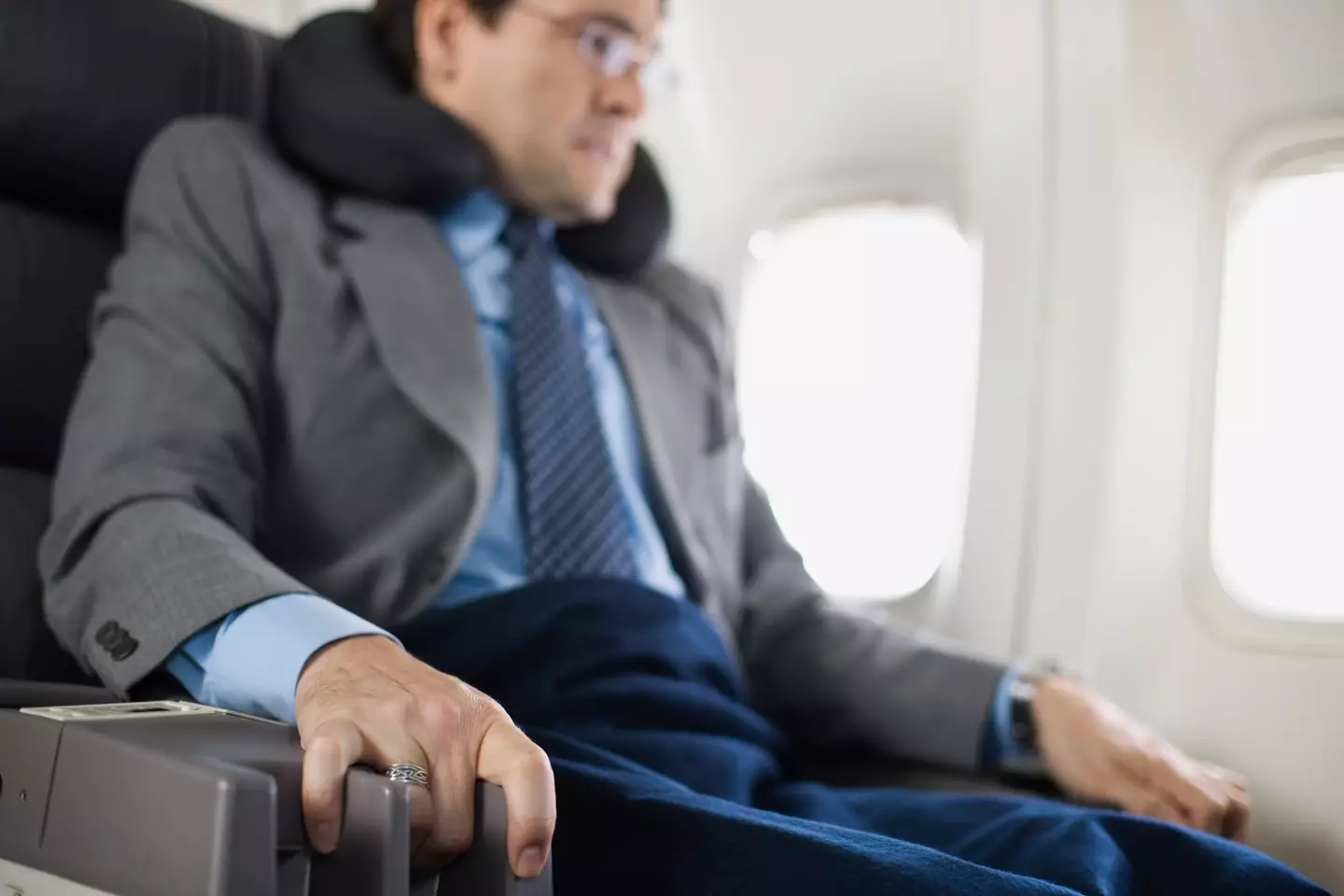 No distractions, no entertainment, just sitting there with nothing to do until it's over. This is what 'rawdogging' a flight means. (Getty Stock Photo)