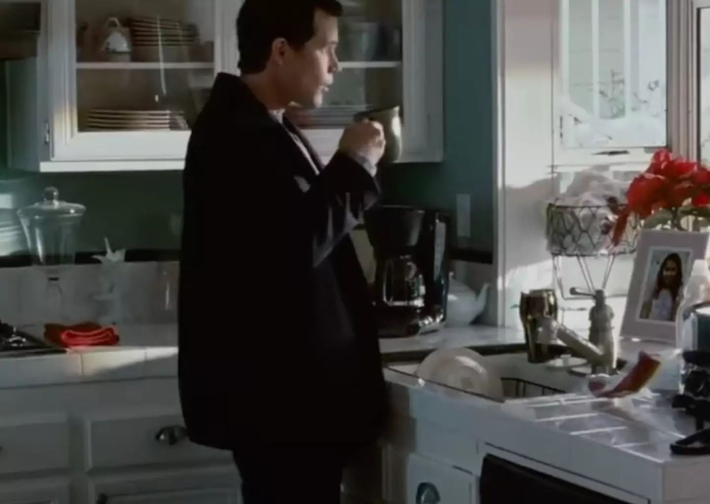 The Stepfather's opening scene shows the killer's morning routine.