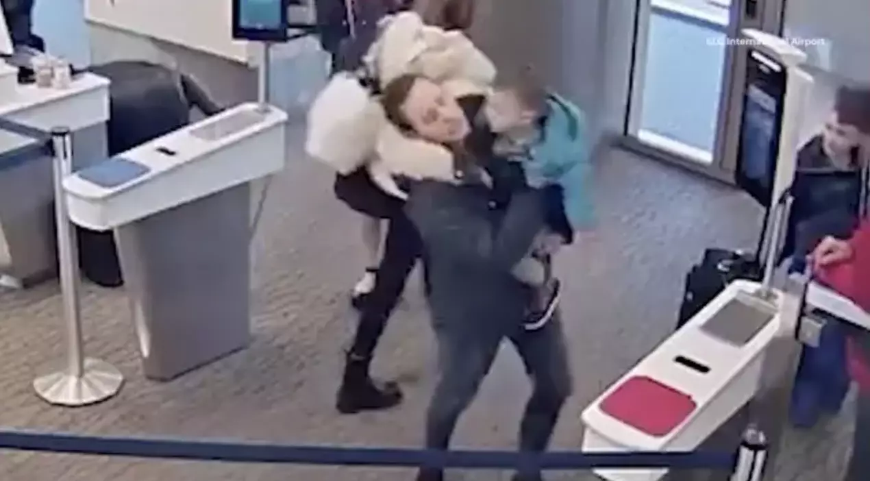 Elleshia travelled to Europe with five children (Salt Lake City International airport)