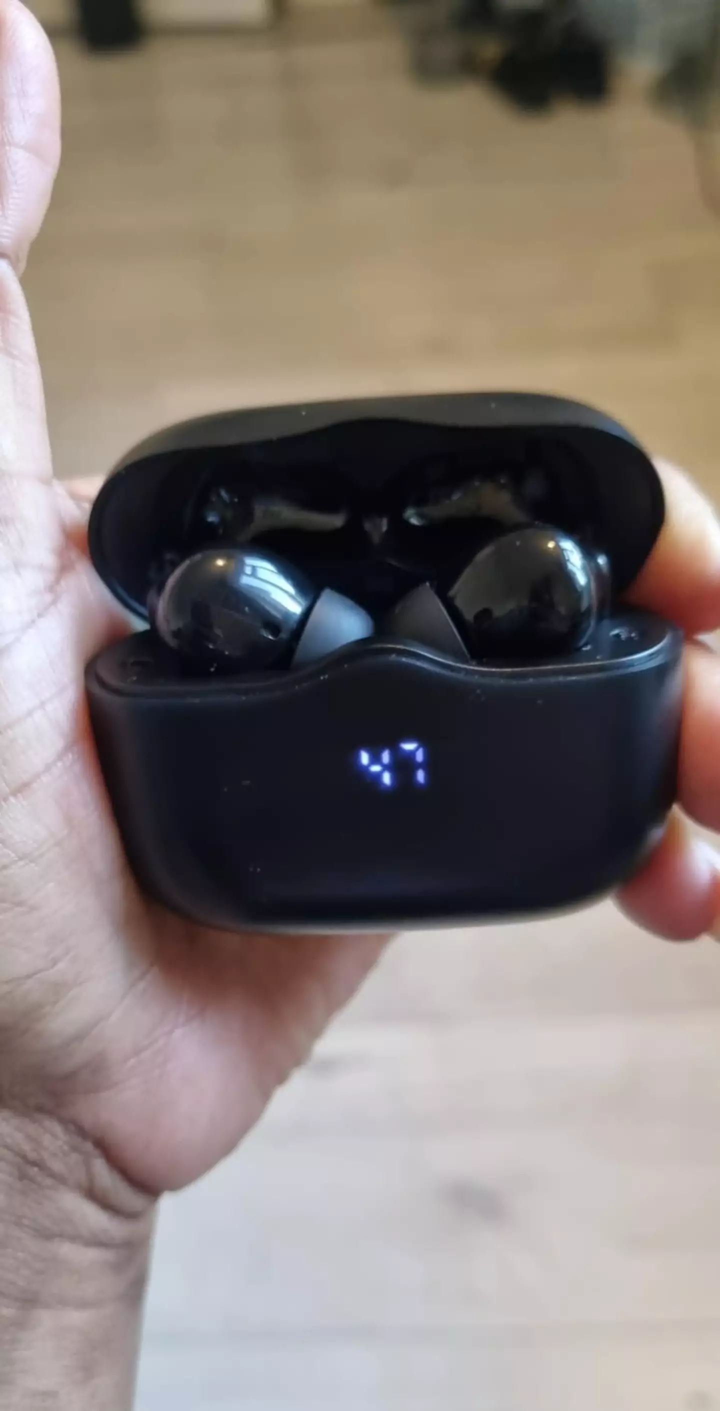 The earbuds have racked up thousands of reviews (Amazon reviews)