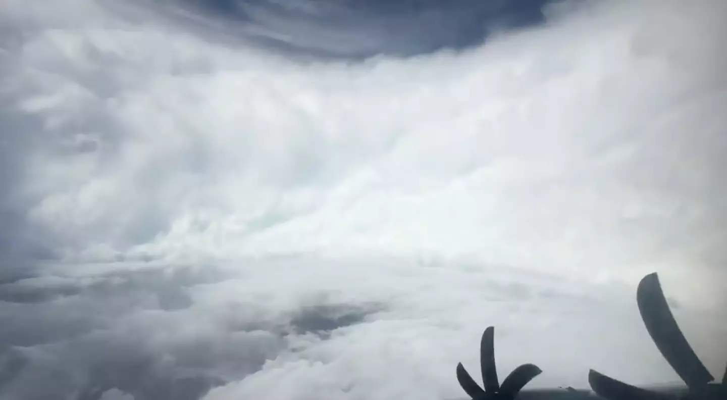 The heart of Hurricane Melissa is eerily silent (X/JeremyDeHartWX)