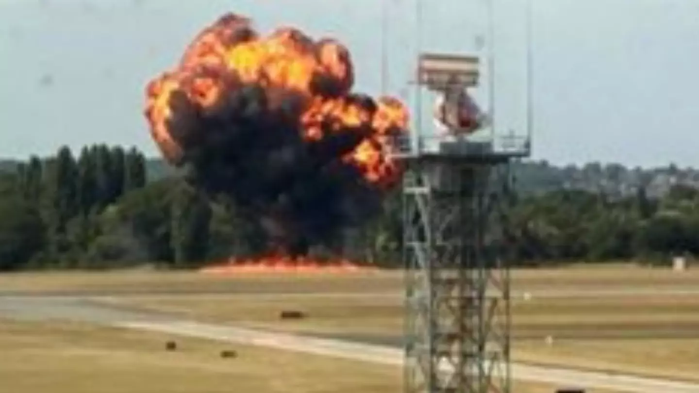 Witnesses detail moment jet 'violently' smashed to the ground and erupted into fireball at UK airport