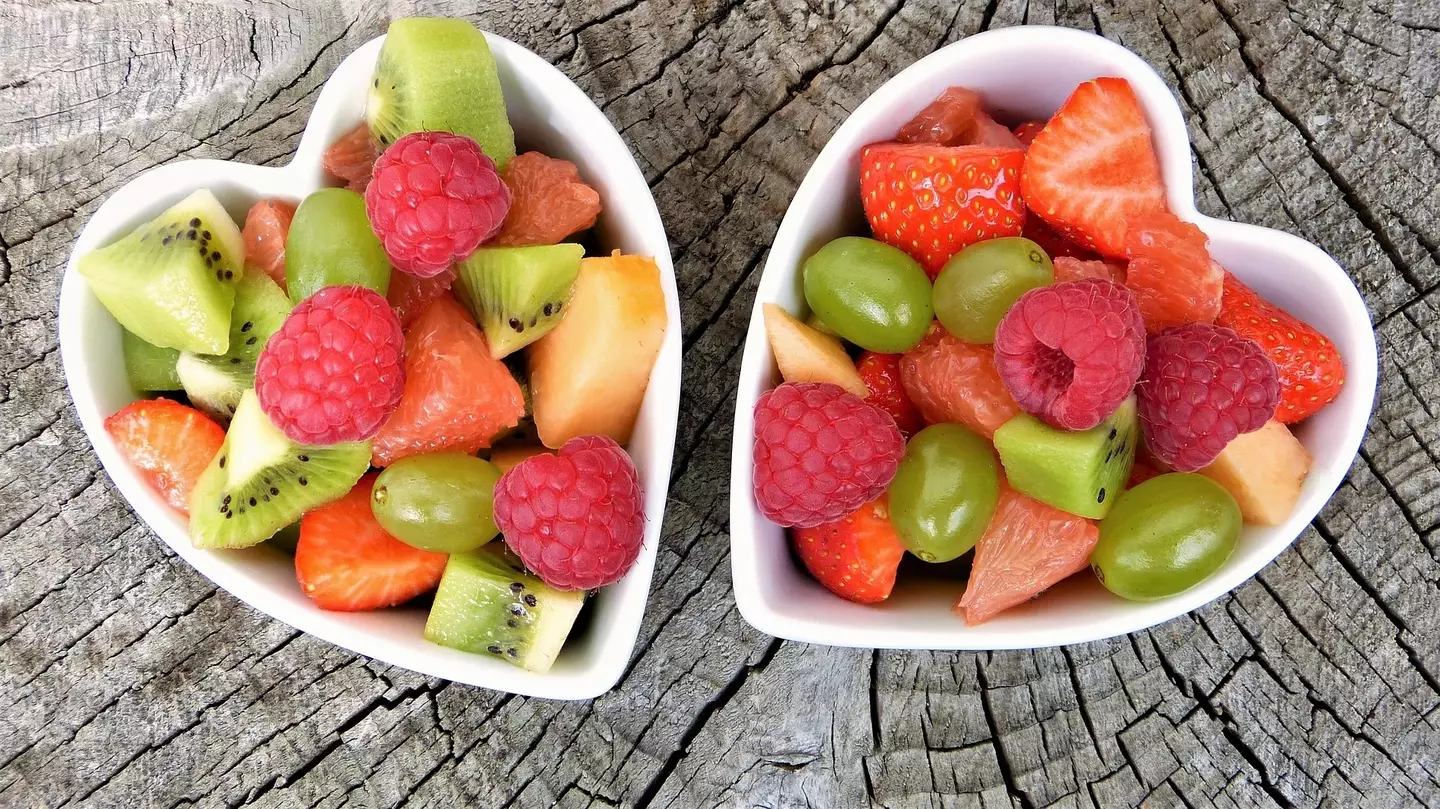 The couple relied on healthy snacks to fuel their time in bed.