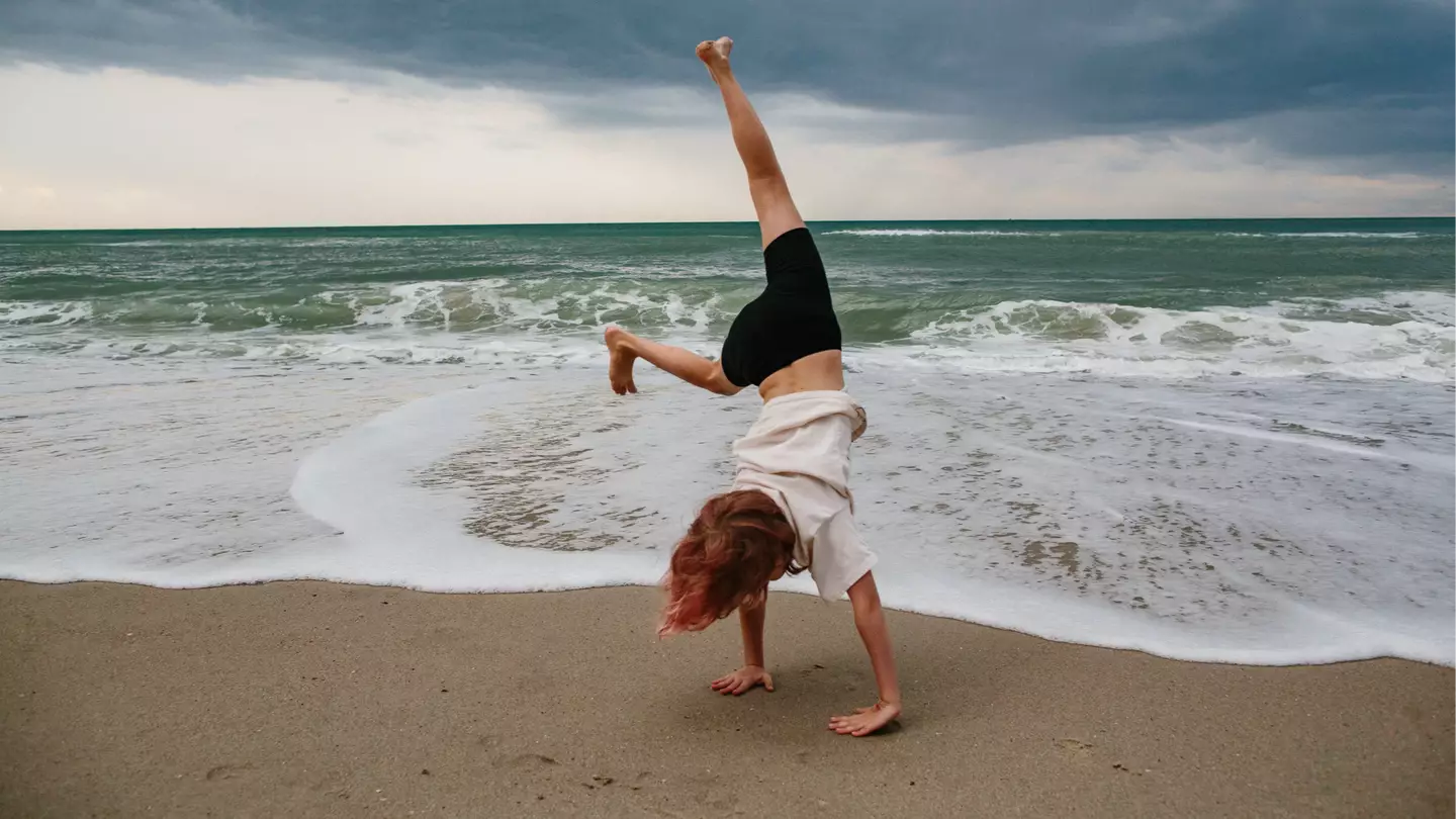 Woman went blind after doing 13 cartwheels in a row in shocking medical case