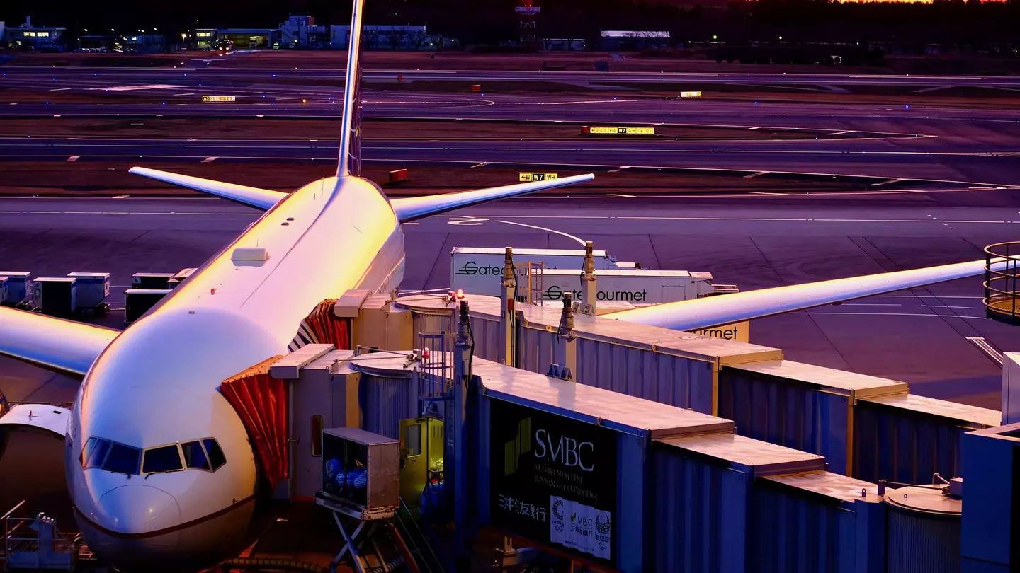 This Is Why Some Airlines Don't Use Jet Bridges To Board Passengers