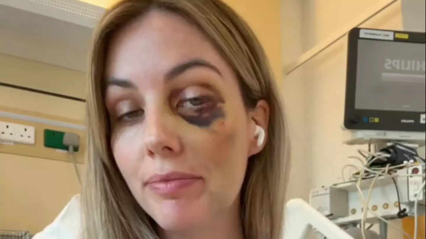 'Perfectly healthy' 33-year-old woman almost dies on long distance flight as she issues major warning