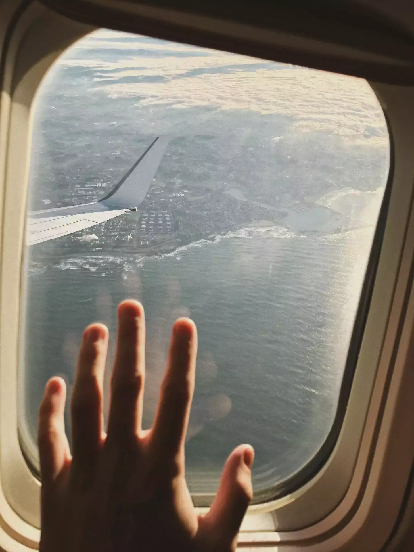 There's a reason why plane windows are round and not square.