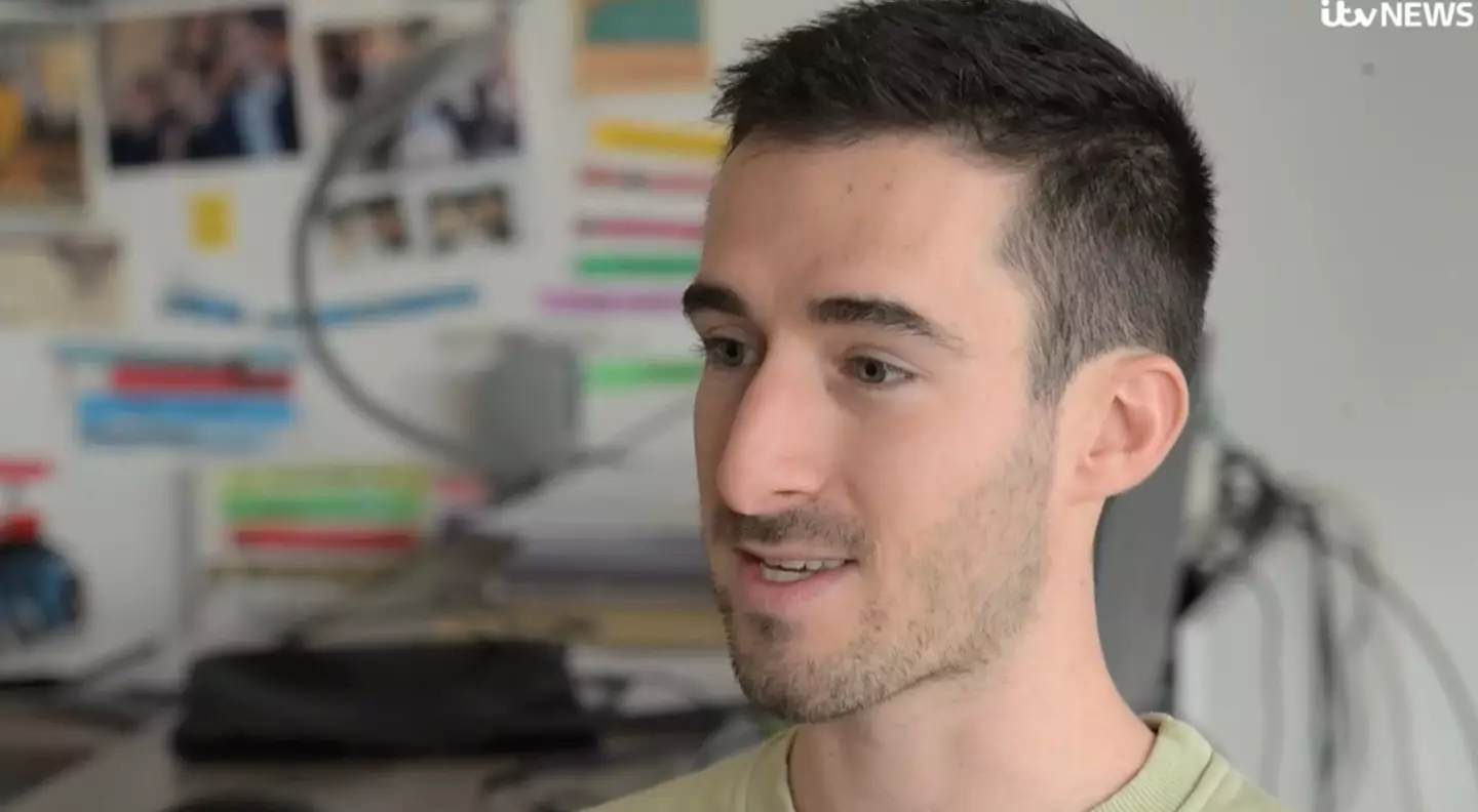 Fabien Accidini found Alex walking roadside.