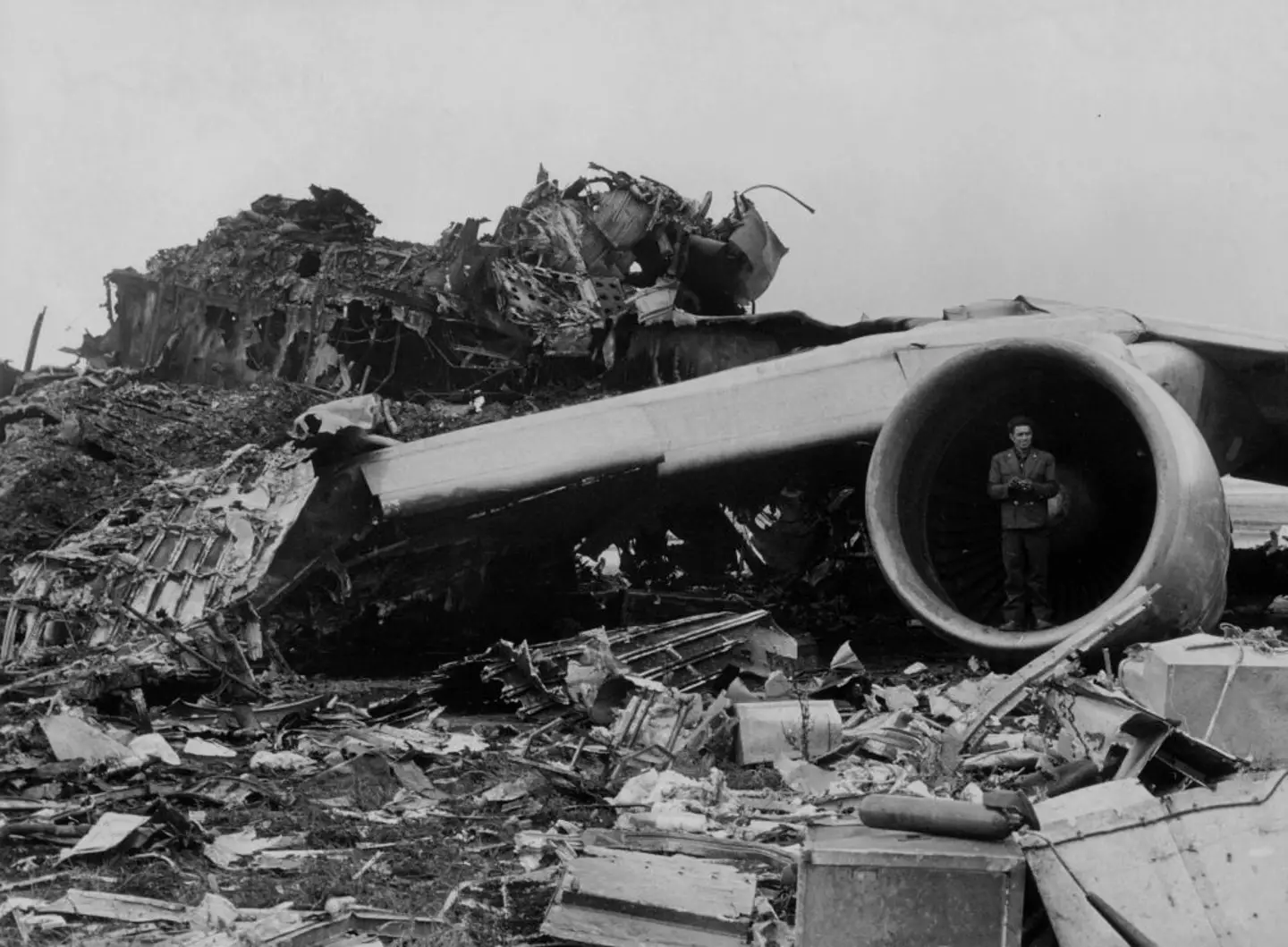 583 people would lose their lives in the crash (Central Press/Getty Images)