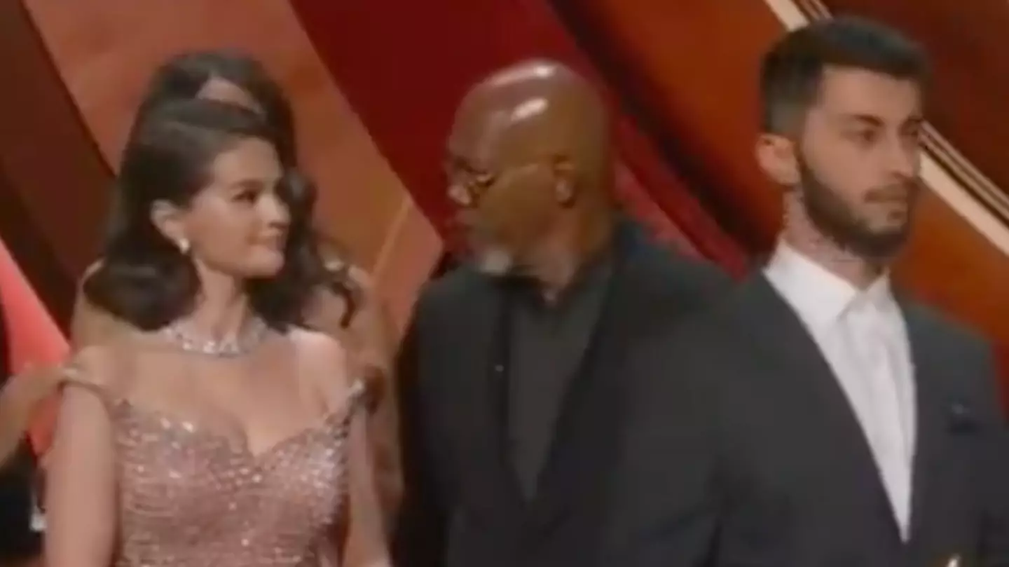 Lip reader spotted awkward exchange between Selena Gomez and Samuel L. Jackson during Oscars speech