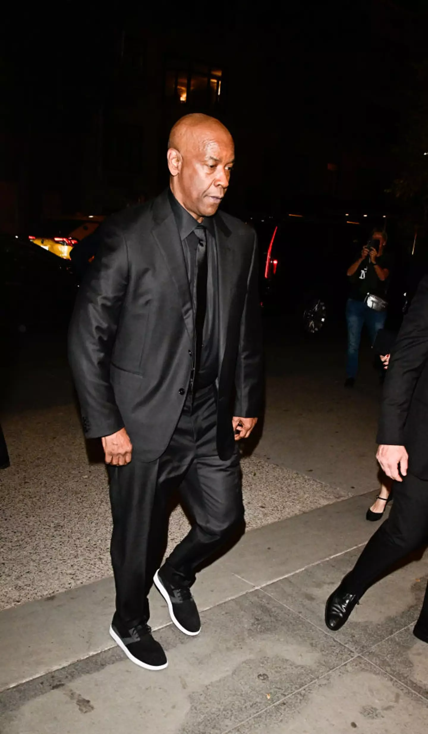 Denzel Washington was attending an event honouring Samuel L. Jackson at the Museum of Modern Art when he encountered autograph hunters (Raymond Hall/GC Images)