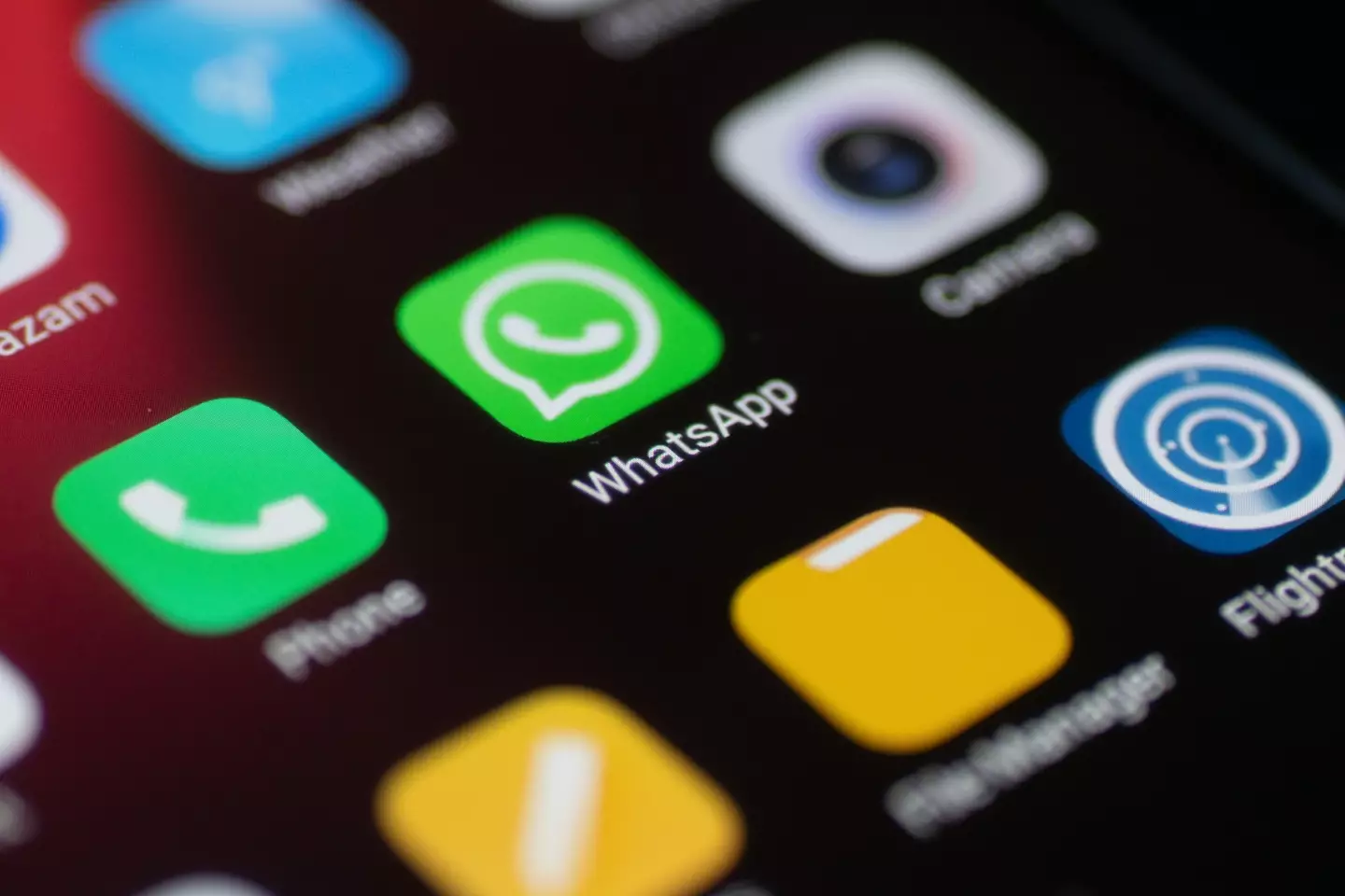 WhatsApp messages have been issued. (Nicolas Economou/NurPhoto via Getty Images)